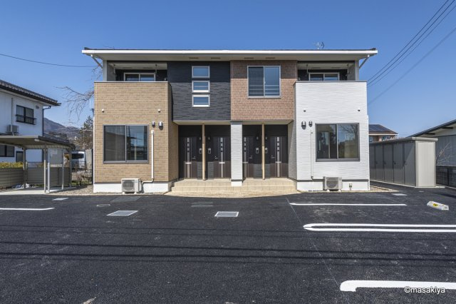 メゾンドリエールA