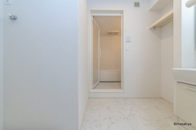 メゾンドリエールAの洗面所