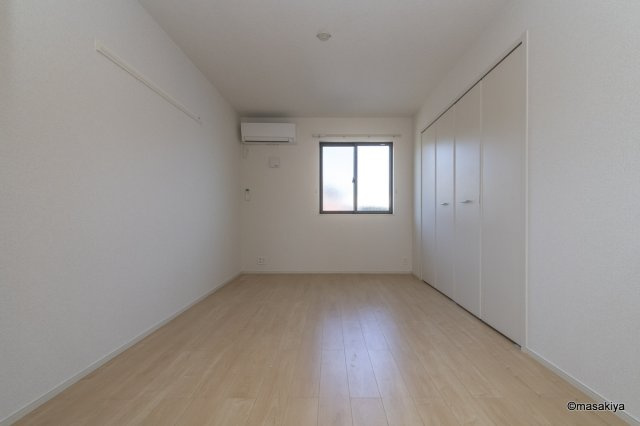 メゾンドリエールAの洋室