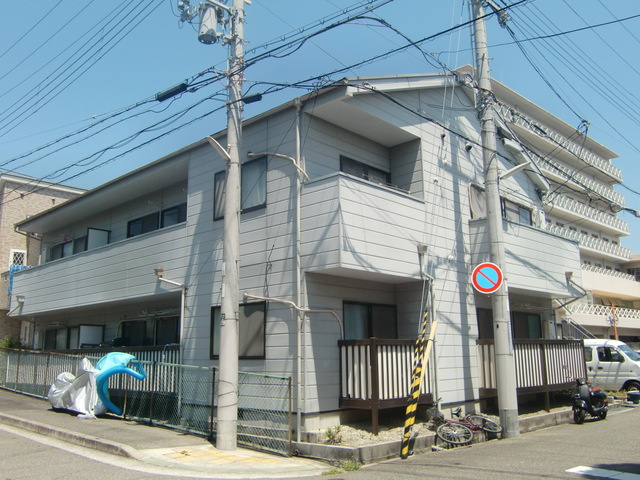 船寺ハイムの外観