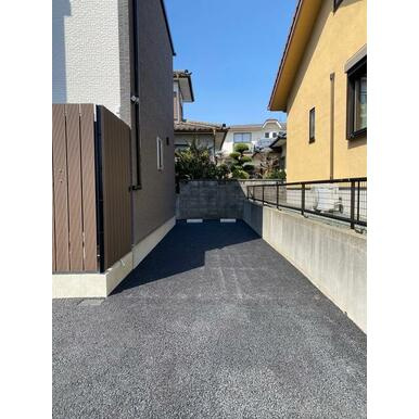 熊本市東区若葉６丁目の一戸建ての駐車場