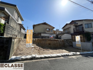 【前面道路含む現地写真】 | 宇治市広野町桐生谷　売土地　建築条件無し | スーパー「平和堂」まで徒歩11分！コンビニまで徒歩5分！買い忘れても安心！