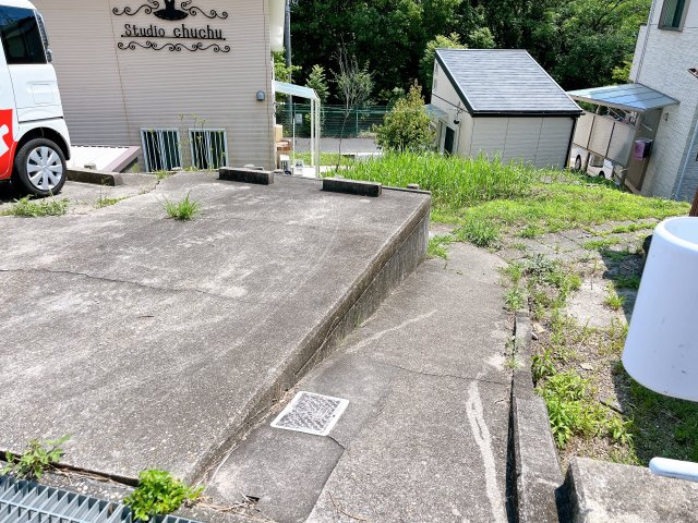 MINCA（猪根）の駐車場