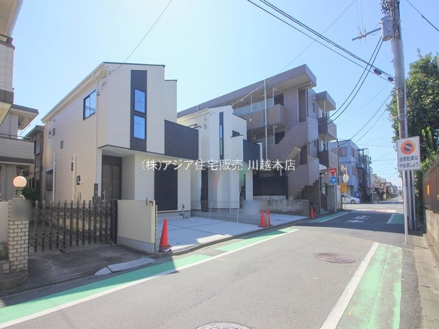 月々１１万円台～　新築戸建　川越市旭町第3期の前面道路含む現地写真|北西側6.0ｍ公道