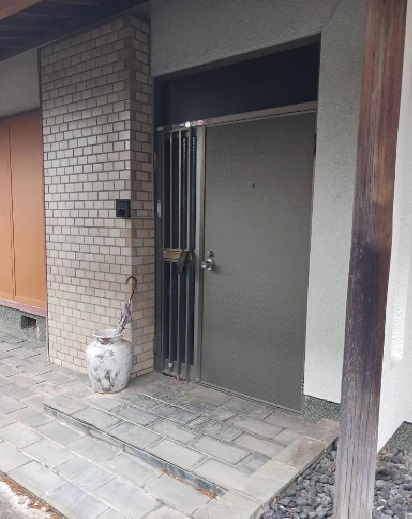 【玄関】