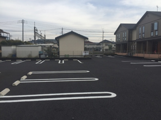 【駐車場】