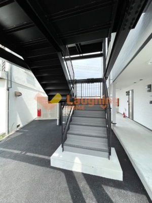 【エントランス】 | CS津福 | 類似物件の参考写真です。