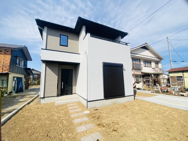 新築　高崎市上佐野町10期　2号棟の外観|現地写真　完成しました！物件のご内覧等、お気軽にお問合せください♪　
