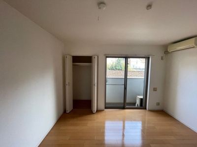 【洋室】 | クレフラスト貝塚駅北 | 別号室の写真になります。現況優先。