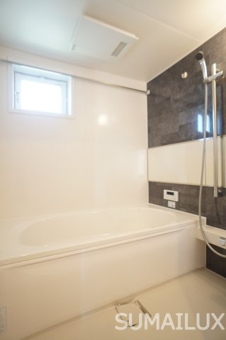 熊本市南区南高江１丁目のアパートの浴室