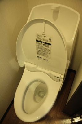 【トイレ】 | クレオ千早南弐番館 | 別号室の写真になります。現況優先。