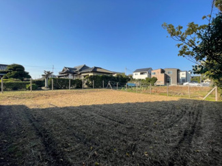 【外観】 | 木更津市江川　土地　巌根駅 | 敷地77.13坪！！
プライバシーが守られる旗竿地♪
車の音や通行人を気にすることなく静かに暮らせます。
建築条件はありません。
お好みのプランで建築していただけます！
多彩なプランご提案いたします♪