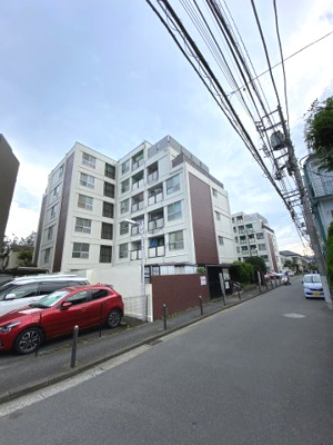 【外観】 | ニチモ日吉第5コーポラス | 総戸数106戸、1973年7月築、管理人は巡回勤務につき管理体制良好です♪