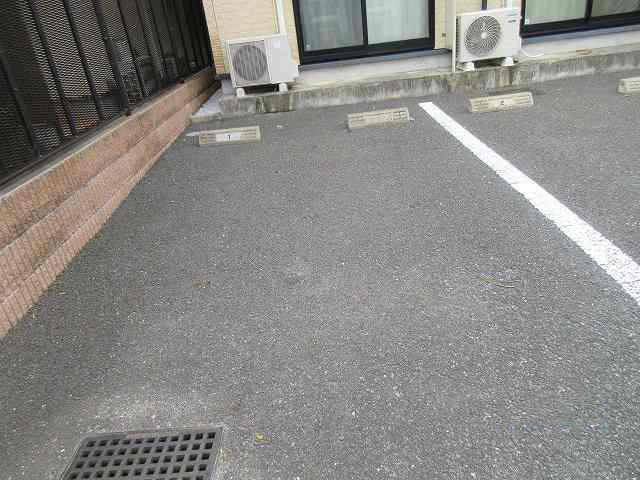 城南Ⅱの駐車場|駐車場です