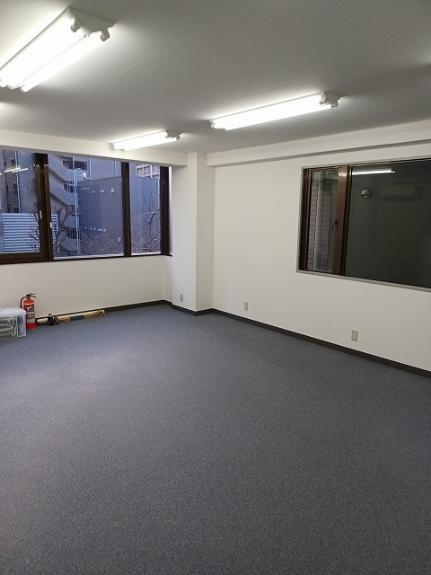 笠原ビルの内装