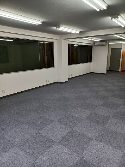 笠原ビルの内装