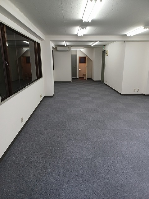 笠原ビルの内装