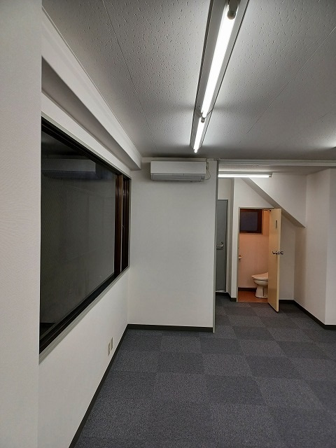 笠原ビルの内装