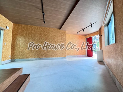 【内装】 | ラ・バーズ