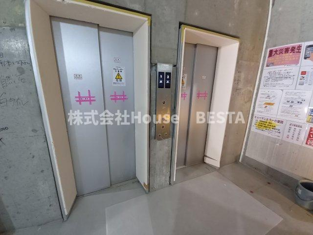 セレニテ神戸ミラクノールのロビー