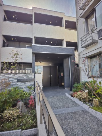CASA　SEONのエントランス|毎日通るエントランスはこのようになっています