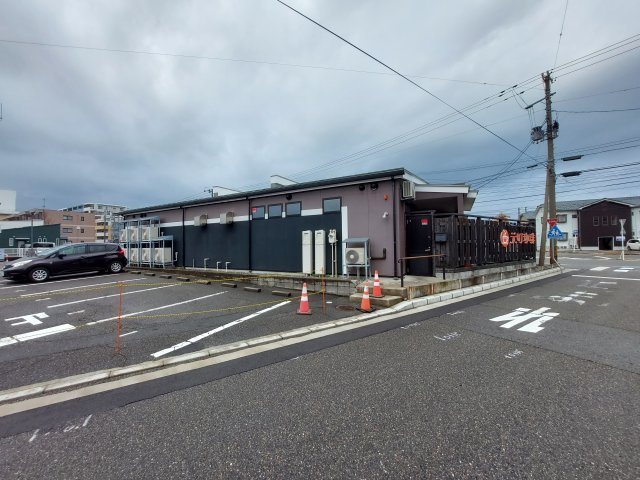 新潟市西区平島１_貸店舗の外観|東側からの外観になります。