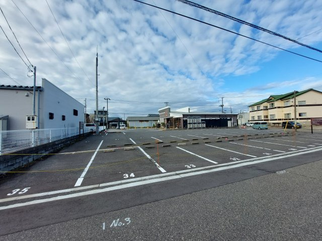 新潟市西区平島１_貸店舗の駐車場|駐車場③　