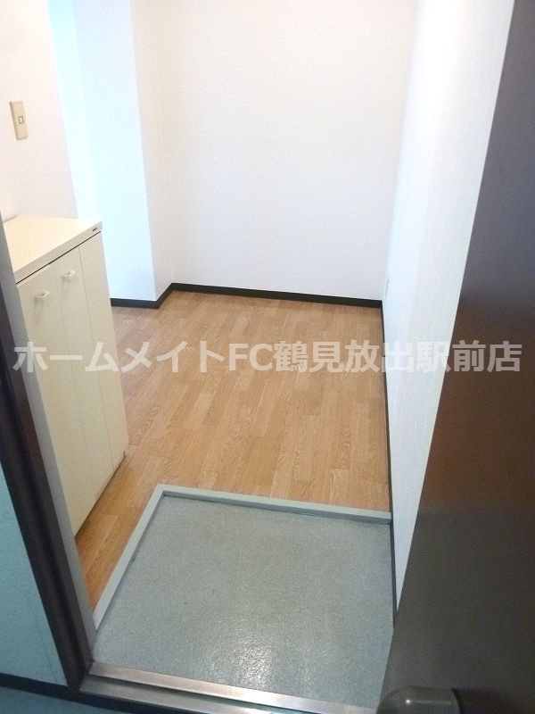 ラ・フォーレ諏訪の玄関