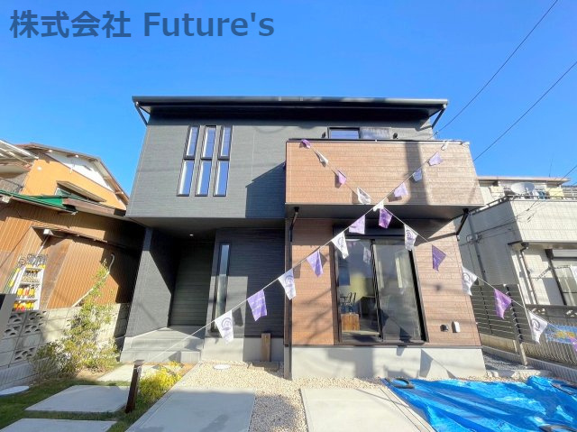 流山市加6丁目　新築戸建　全1棟の外観|太陽光発電搭載！屋根を活用したエコな暮らし