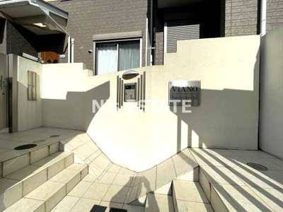 【エントランス】 | ヴィアノ山下町