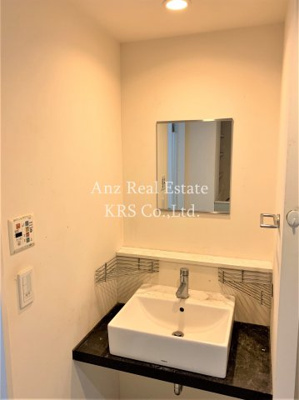 【洗面所】 | 南堀江アパートメントグランデ | デザイン性にすぐれた洗面化粧台！