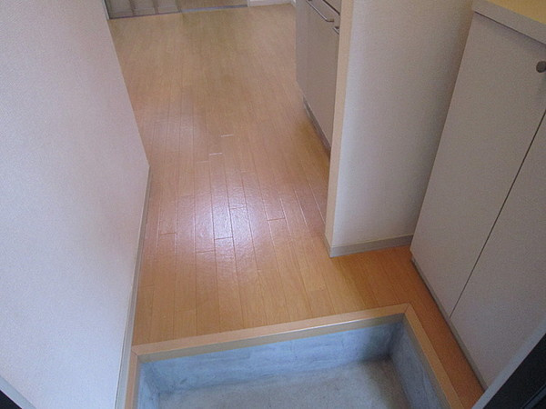 グラン芦屋の玄関