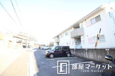 【駐車場】 | 苑楽　９２１ | 同型タイプ