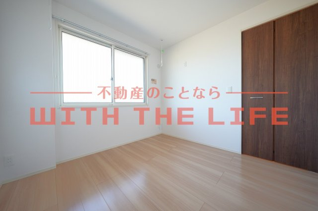 ダンケプロスト【キャッシュバック対象物件】の洋室|落ち着いた色調の洋室です