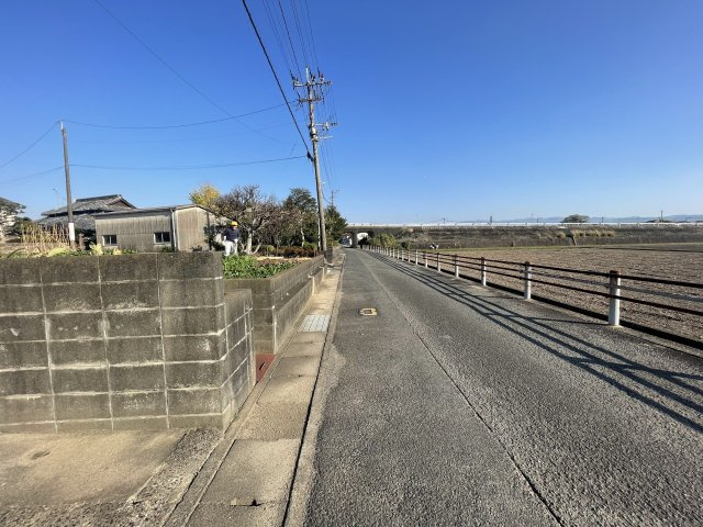 小郡市福童戸建の前面道路含む現地写真