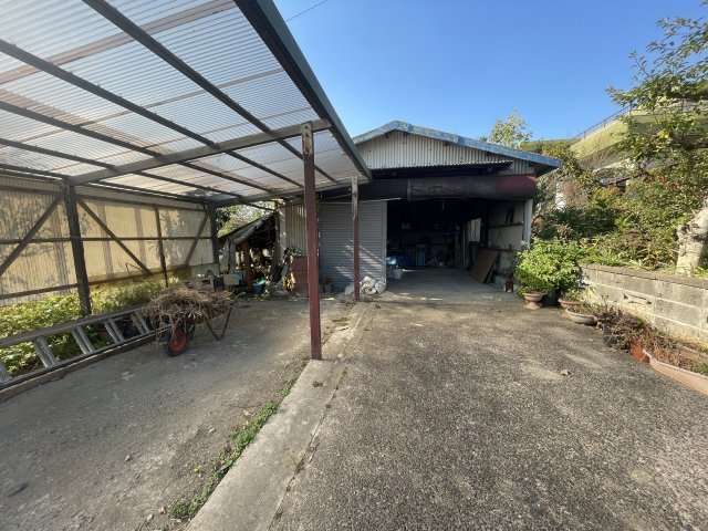 小郡市福童戸建の駐車場