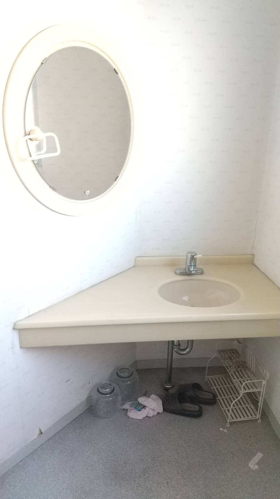 菩提寺北一丁目テナントの洗面所|洗面所です