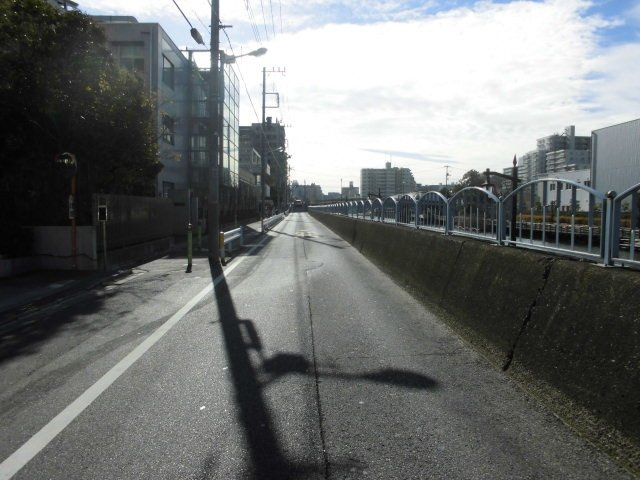 ザ・ガーデンタワーズサンセットタワーの周辺