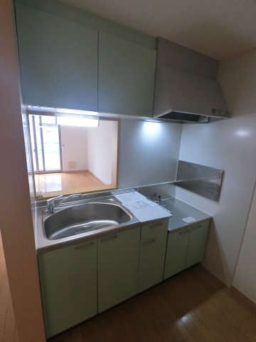 ブリーズ東海神Ｄのキッチン