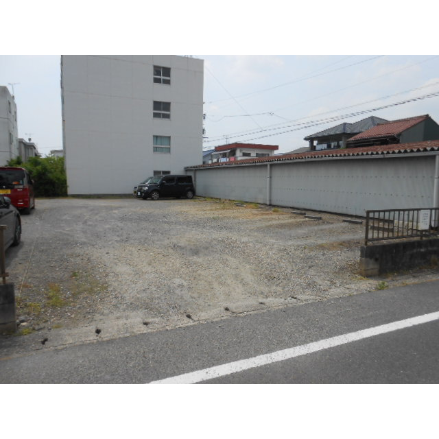 岐阜市早田本町１丁目の駐車場の駐車場