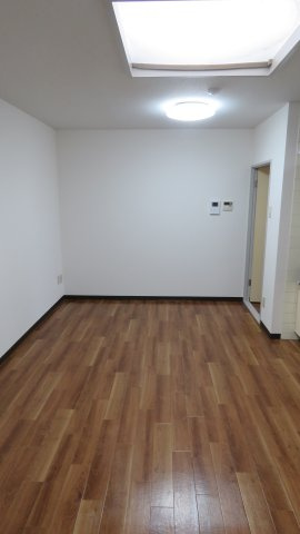 アカネフラッツの居間・リビング