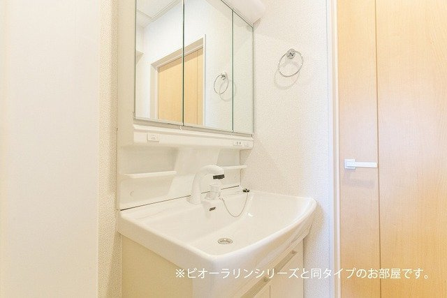 アドラブールの洗面所|忙しい朝には欠かせない洗面所です