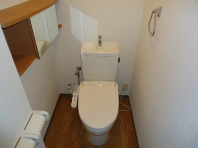 【トイレ】 | グラン・アムール弐番館 | シャワー付トイレ