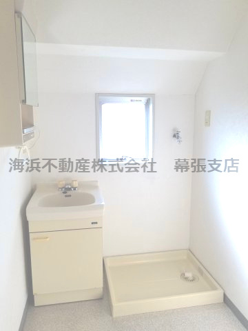 【洗面所】 | ソレイユ幕張 | 忙しい朝には欠かせない洗面所です