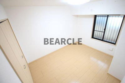 【寝室】 | アクアパレス