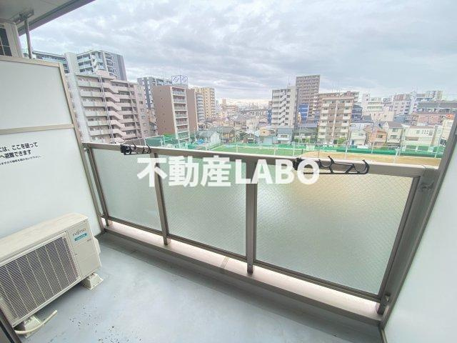 Co.labo天王寺のバルコニー