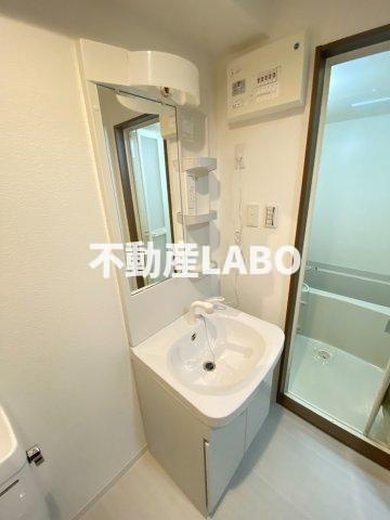 Co.labo天王寺の洗面所