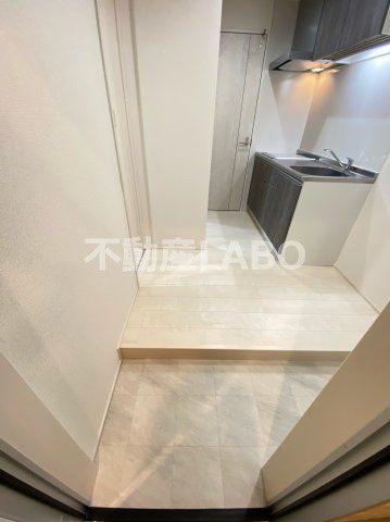 フジパレス天王寺東Ⅲ番館の玄関