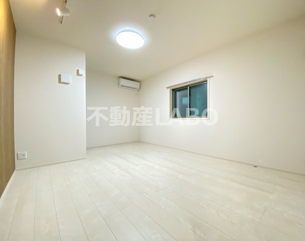 フジパレス天王寺東Ⅲ番館の洋室