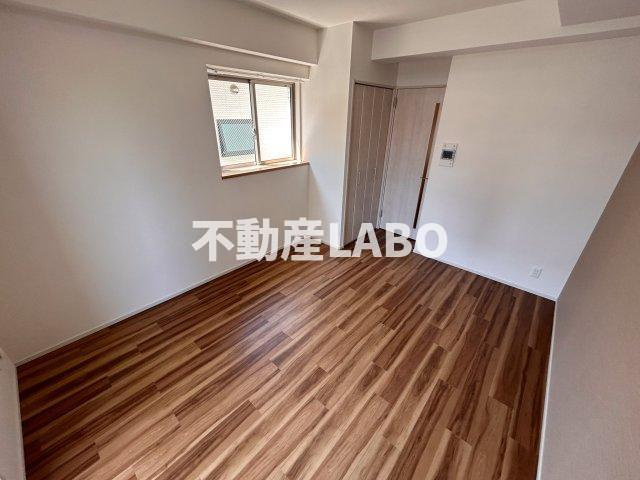 スプランディッド天王寺IIIの洋室